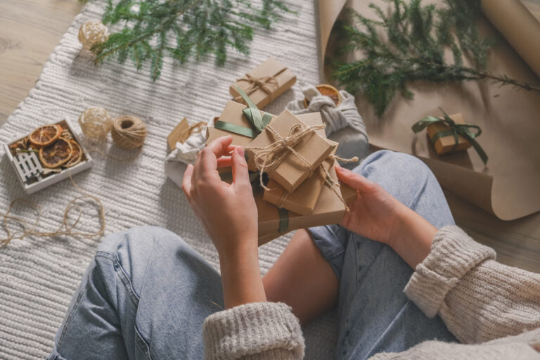 Weniger verschwendete Weihnachtsgeschenkideen für Erwachsene und Kinder