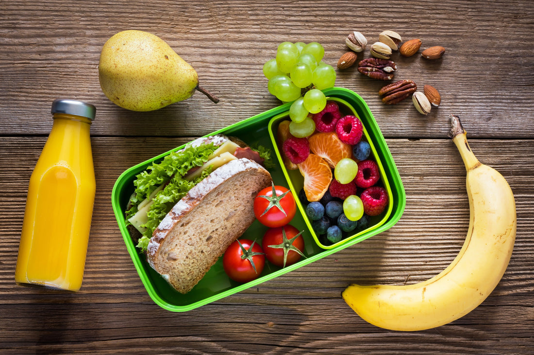 Lunchbox für Schule oder Arbeit – Vorschläge für gesunde Snacks
