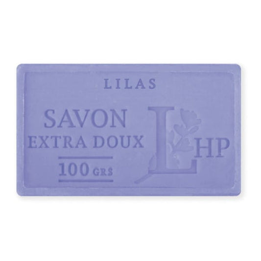 Seife mit Marseiller Lilie Duft, 100 g, von MYDŁO MARSYLSKIE LHP, zeigt die stilvolle Verpackung und die cremige Textur.