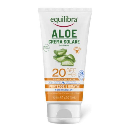 Sonnenschutzmittel Equilibra SPF 20+ mit UVA- und UVB-Schutz, cremige Textur, in einer weißen Tube.