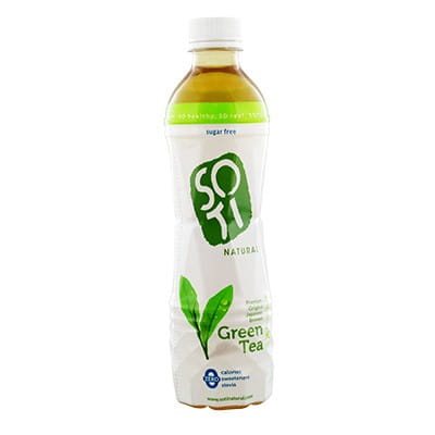 Grünteegetränk von SOTI, 530 ml Flasche, erfrischendes Getränk mit grünem Tee in Glasflasche.