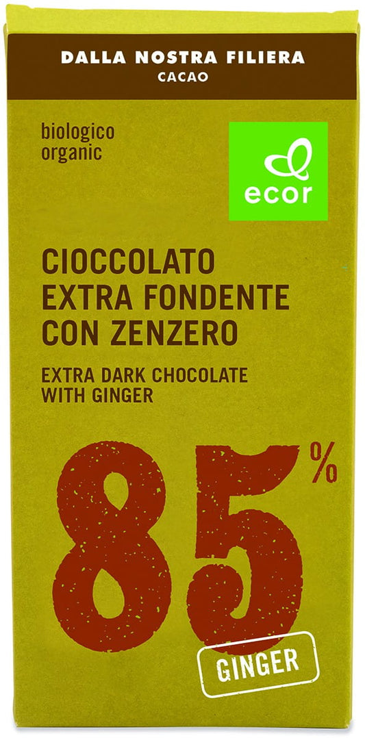 Bitterschokolade mit mindestens 85% Kakao und Ingwer, Bio-Qualität, ECOR, 80 g, zeigt die dunkle Schokolade mit Ingwerstücken