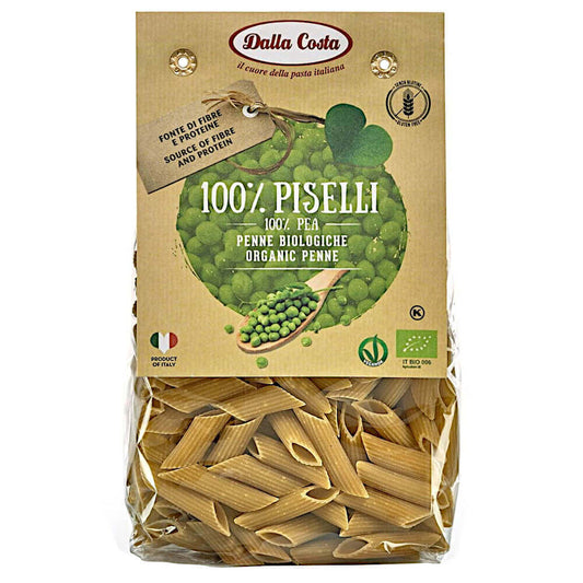 Grüne, glutenfreie Erbsennudeln von DALLA COSTA, BIO, 250 g, aus grünen Erbsen hergestellt, auf weißem Hintergrund.