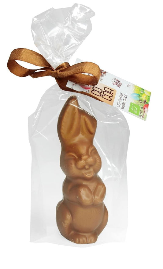Hase mit Karamellgeschmack, Bio, 55 g, aus Schokolade von COCOA, detailreiche Schokoladenfigur auf weißem Hintergrund