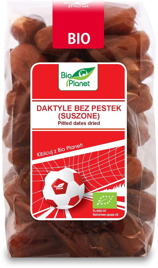 Getrocknete Bio-Datteln ohne Samen in 400 g Packung, von BIO PLANET, mit dunkler, glänzender Oberfläche.