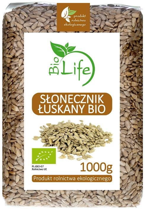 Geschälte Sonnenblumenkerne von BIO LIFE, 1 kg, EKO BIO, in einer offenen Verpackung auf weißem Hintergrund.
