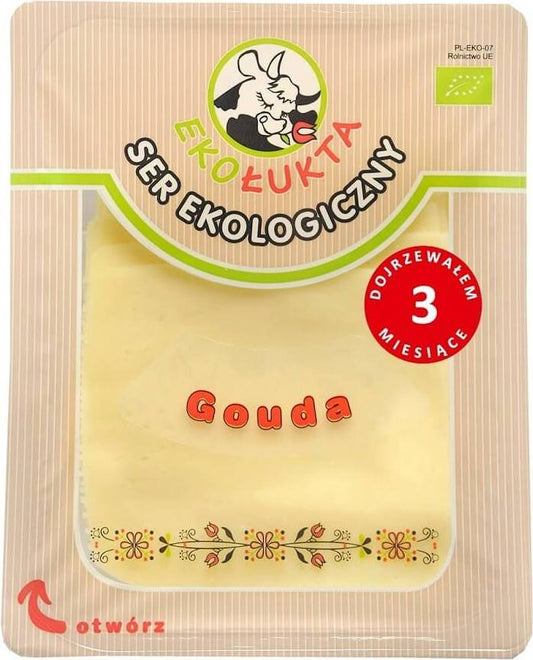 Bio Gouda-Lab-Käsescheiben von EKO ŁUKTA, 125 g, frische Käsescheiben auf einem Teller, ideal für Sandwiches und Käseliebhaber
