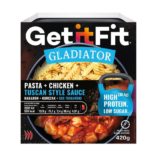 Nudeln mit Huhn und toskanischer Sauce auf weißem Teller, JOYFOOD, 420 g, appetitliches Gericht mit frischen Zutaten