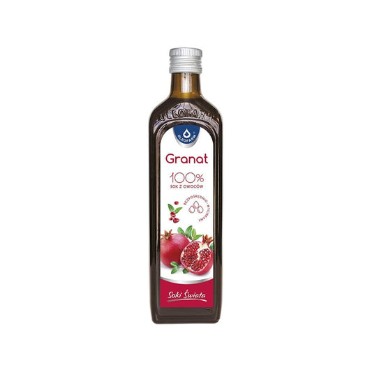 Glas mit dunklem Granatapfelsaft 100% in 490 ml Flasche von OLEOFARM, Nahaufnahme der Flasche mit Etikett