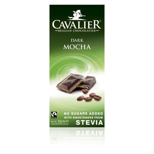 Dunkle Dessertschokolade mit Kaffeefüllung von CAVALIER, 85g, gesüßt mit Stevia, auf weißem Hintergrund.