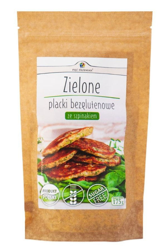 Grüne glutenfreie Pfannkuchen mit Spinat von PIĘĆ PRZEMIAN, frisch auf einem Teller, ohne Instantzucker, 175g.