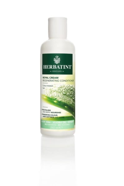 Creme Conditioner Royal von HERBATINT, 260 ml, cremige Haarkur in Tube, pflegt und glättet trockenes Haar.